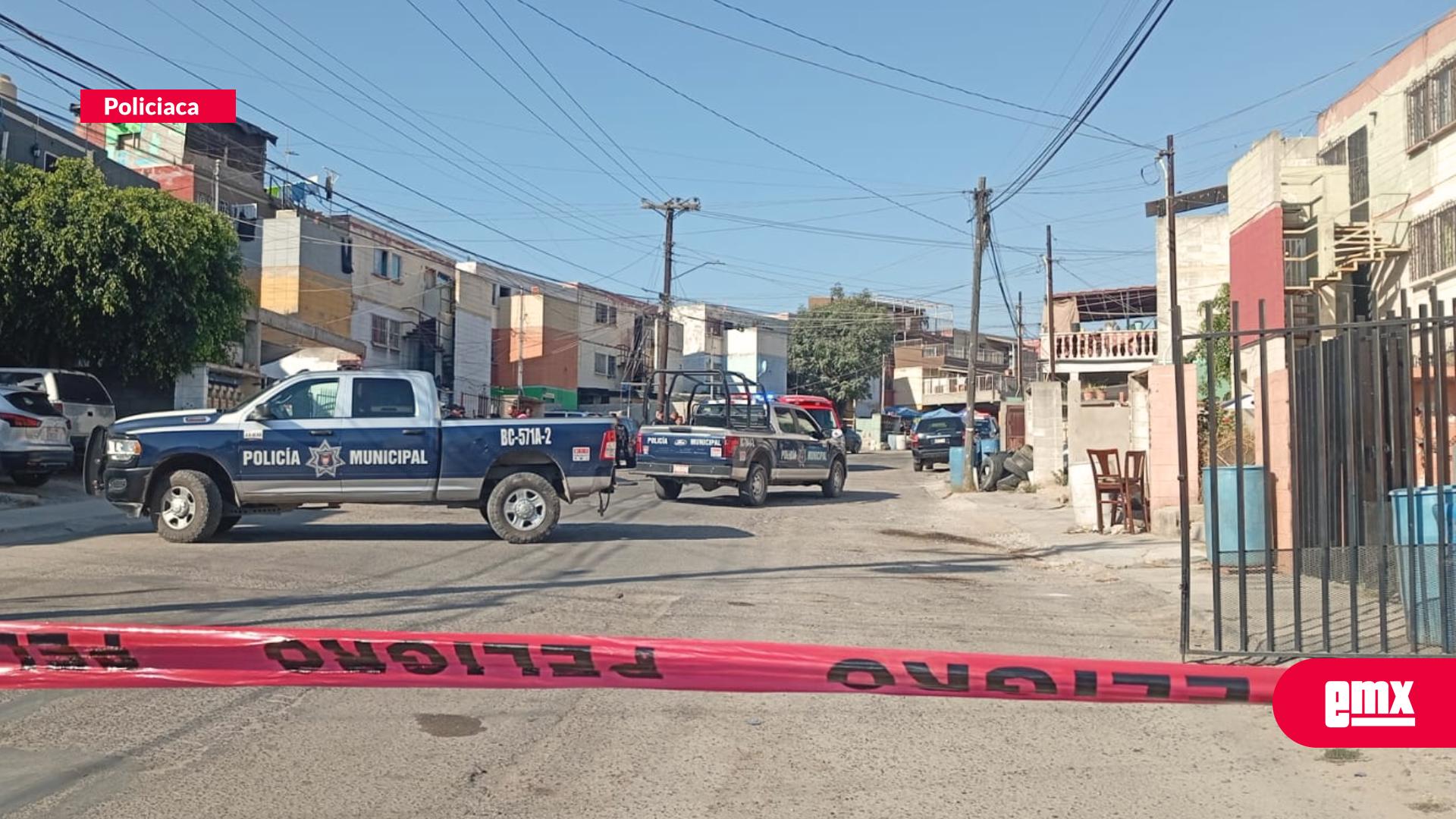 EMX-Repele-oficial-ataque-en-el-Infonavit-Presidentes