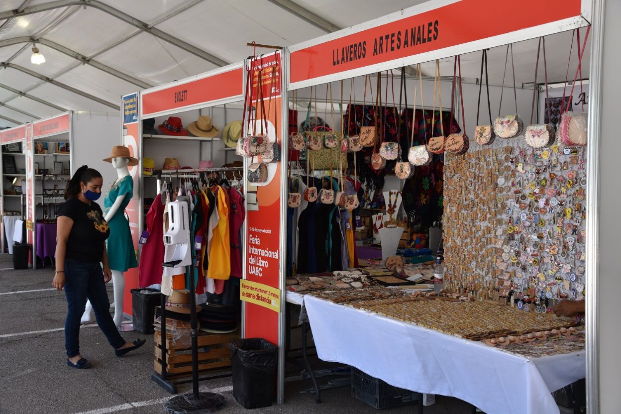 EMX-Termina Feria Internacional del Libro de la UABC