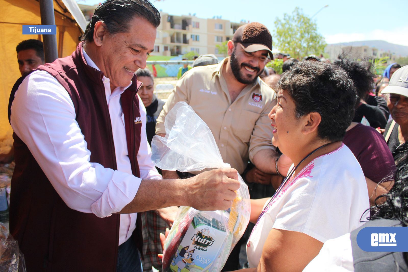 EMX-Regidor-Arturo-Aguirre-reúne-a-alrededor-de-mil-ciudadanos-en-jornada-de-servicios-en-Natura