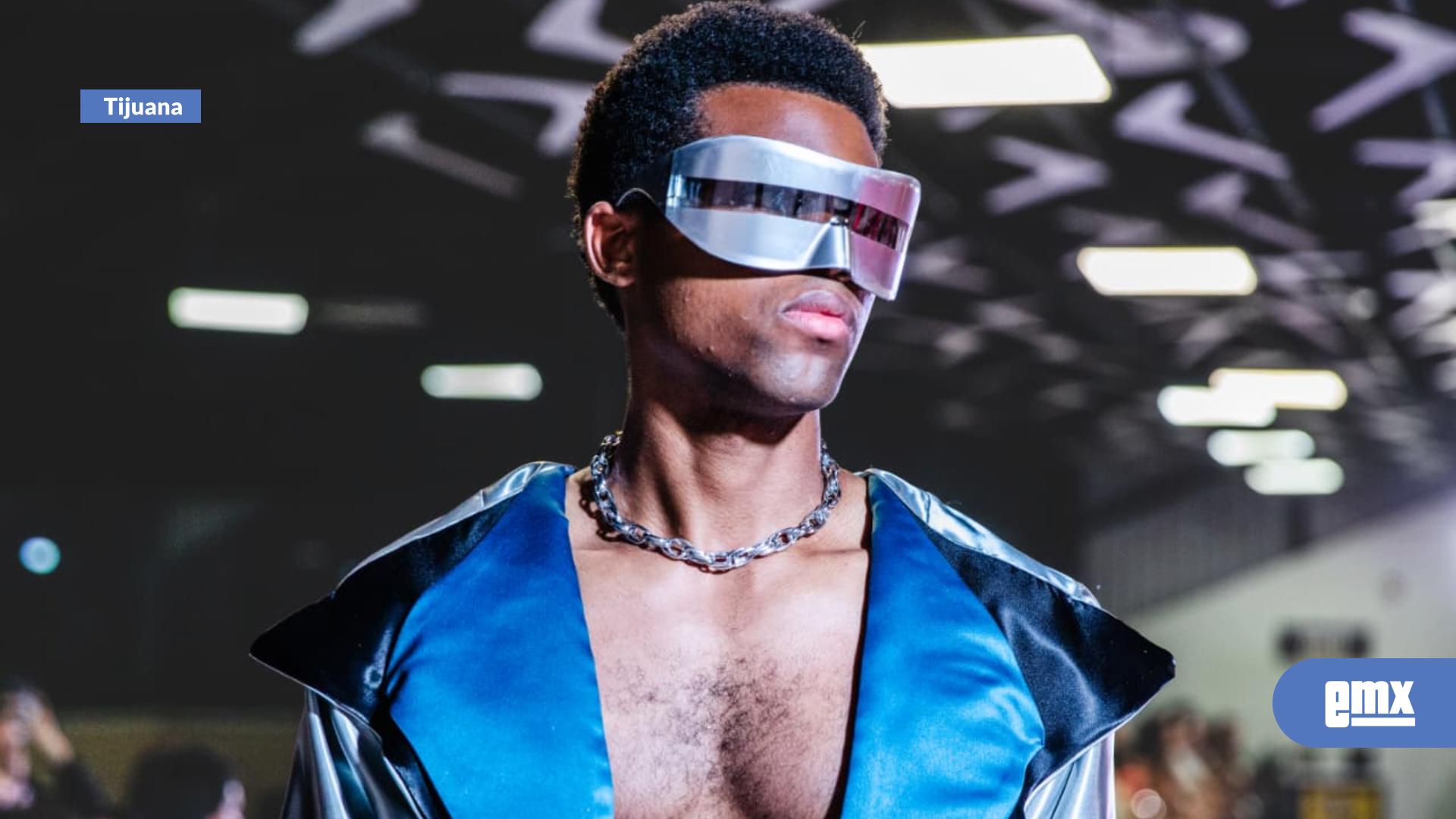 EMX-Jóvenes-diseñadores-exponen-su-talento-con-pasarela-de-moda-en-El-Trompo