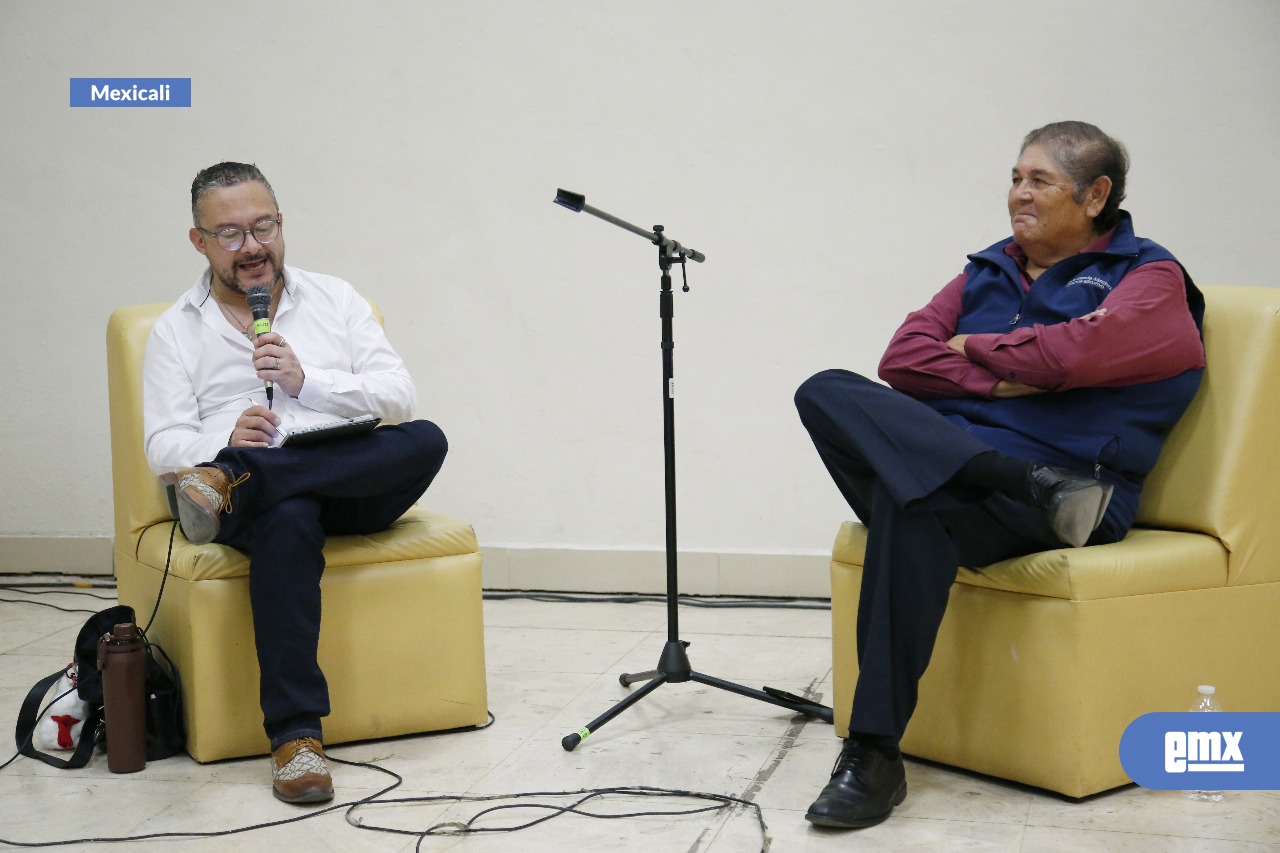 EMX-"YUMANOS:-7,500-AÑOS-DE-ARTE-RUPESTRE"-DE-ENRIQUE-GARCIA-ES-PRESENTADO-EN-LA-BIBLIOTECA-PÚBLICA-CENTRAL-ESTATAL