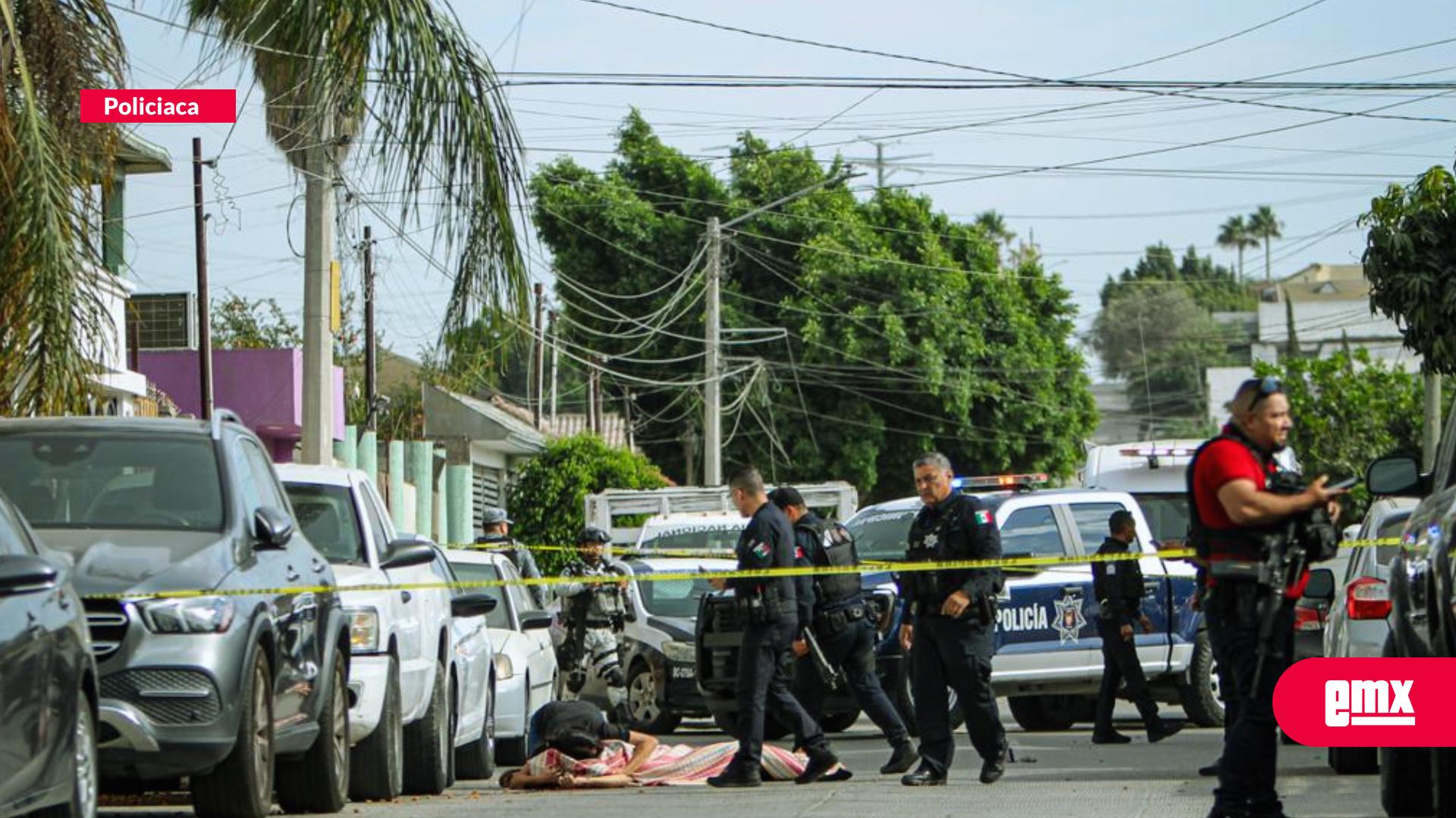 EMX-Asesinan-un-hombre-en-la-colonia-Jardín-Dorado;-autoridades-localizan-el-auto-donde-huyeron-los-presuntos-agresores