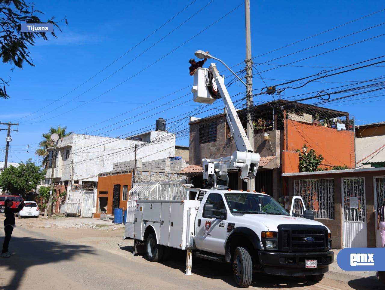 EMX-Avanza-Gobierno-de-Ismael-Burgueño-hacia-una-Tijuana-más-iluminada