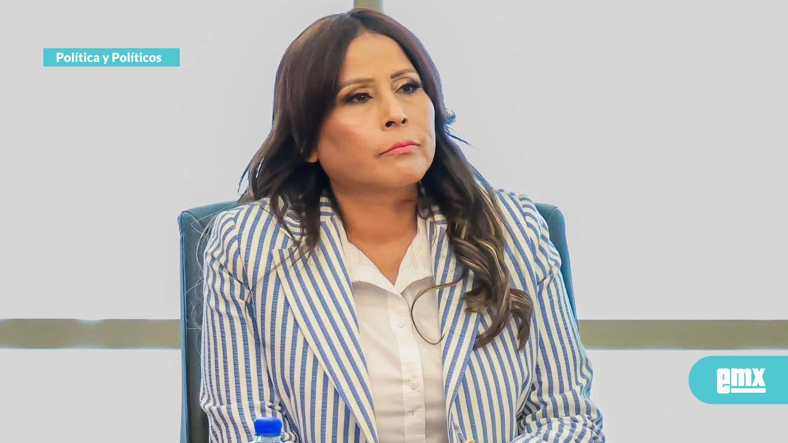 EMX-CLAUDIA-AGATÓN-MUÑIZ…-continúan-acciones-de-limpieza-del-Arroyo-Munguía