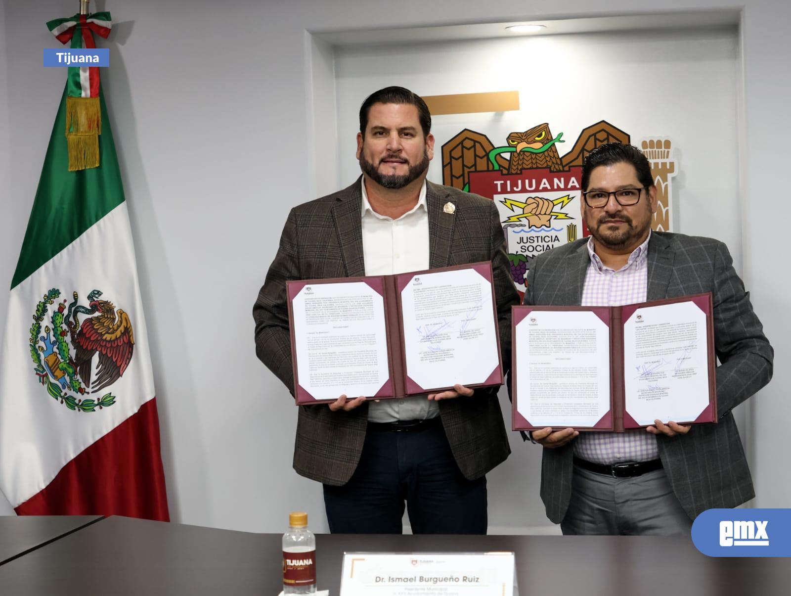 EMX-Firma  XXV Ayuntamiento de Tijuana convenio de colaboración con casa de empeño First Cash