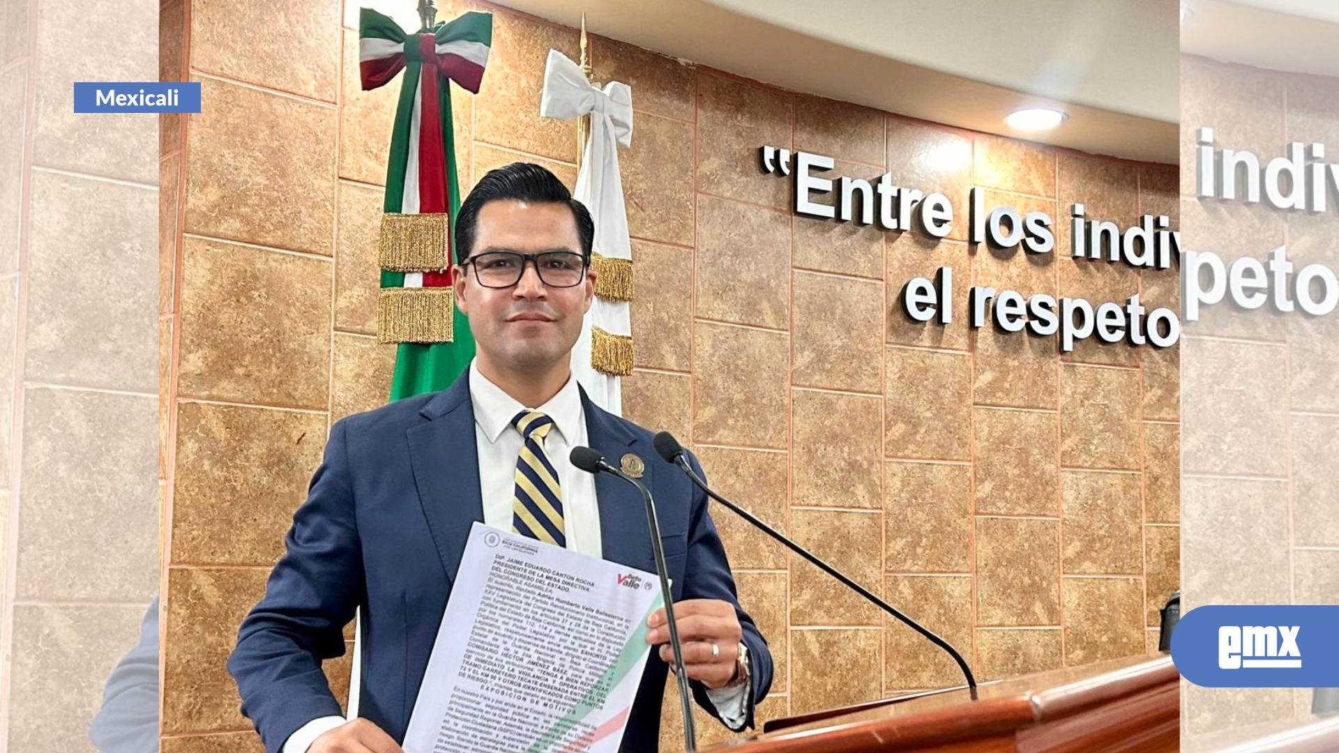 EMX-HUMBERTO-VALLE-EXIGE-TRANSPORTE-DIGNO-PARA-ESTUDIANTES-Y-PRESENTA-CAMBIOS-EN-DIVORCIO,-LICENCIAS-DE-MANEJO-Y-EQUIDAD-DE-GÉNERO