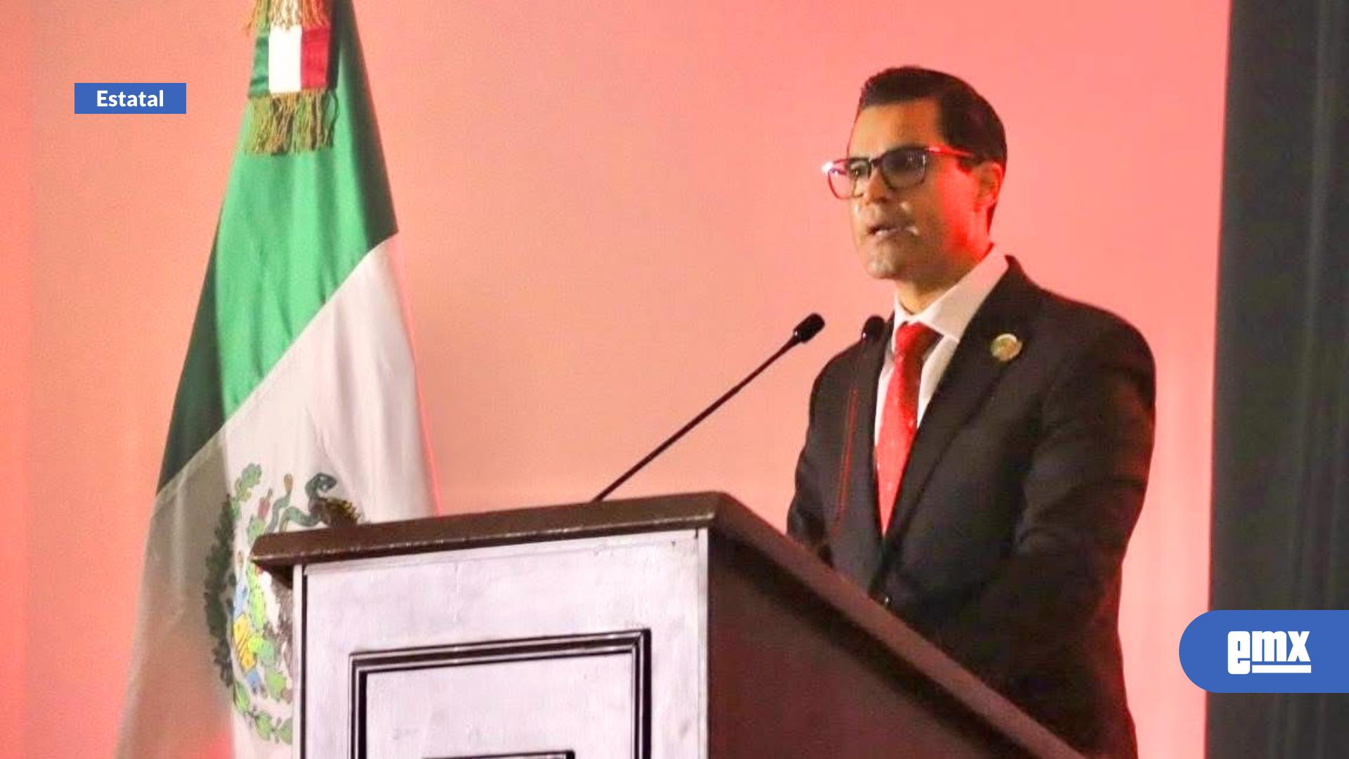 EMX-BETO-VALLE-RINDE-SU-PRIMER-INFORME-LEGISLATIVO