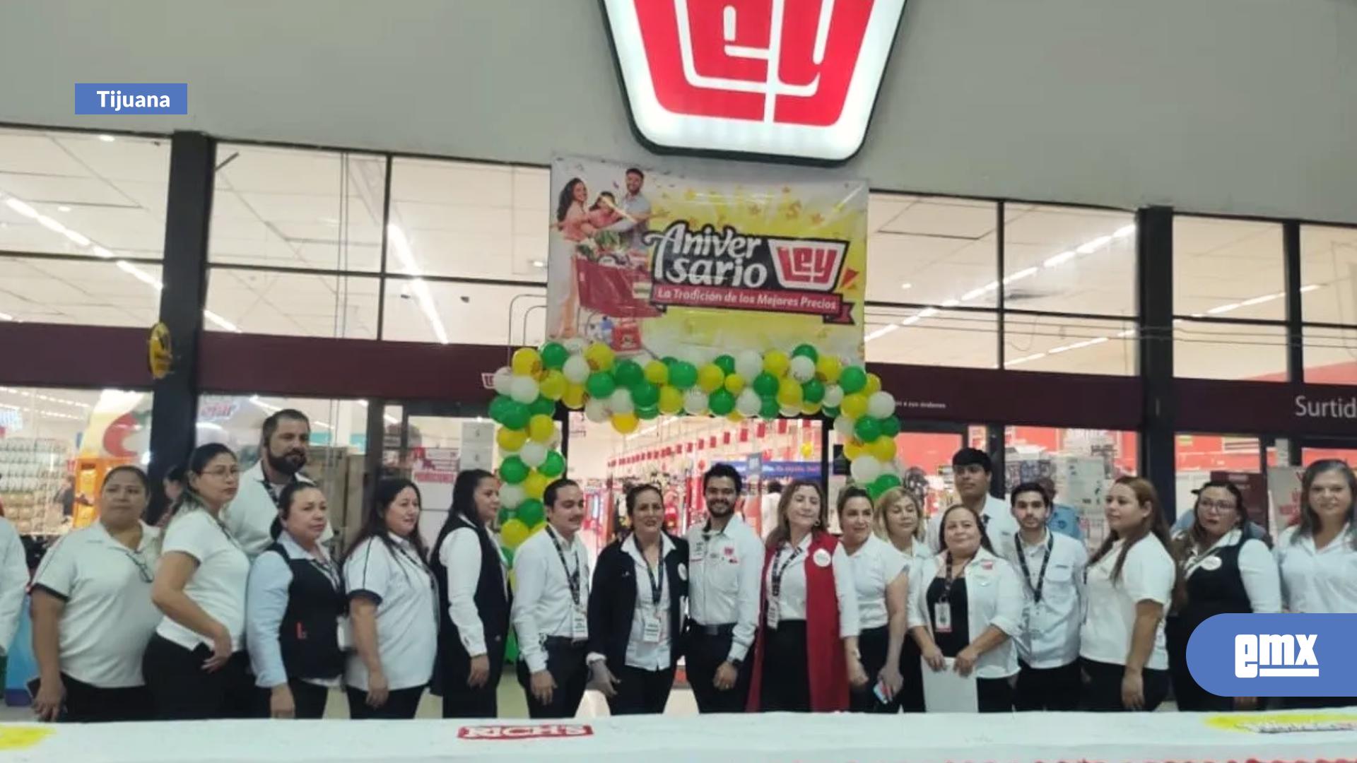 EMX-Tienda-Ley-celebró-71-años-en-Tijuana-con-clientes-y-colaboradores
