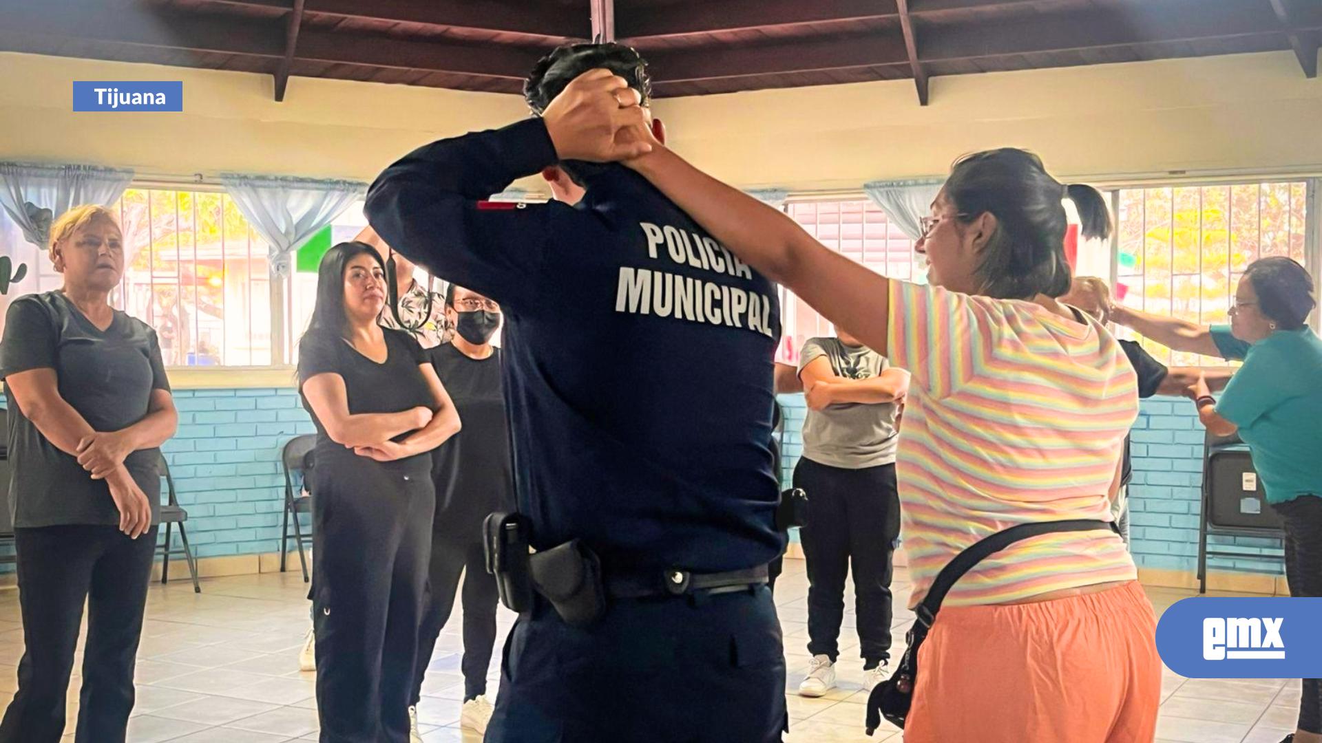 EMX-Realiza-Gobierno-Municipal-taller-de-defensa-personal-para-mujeres