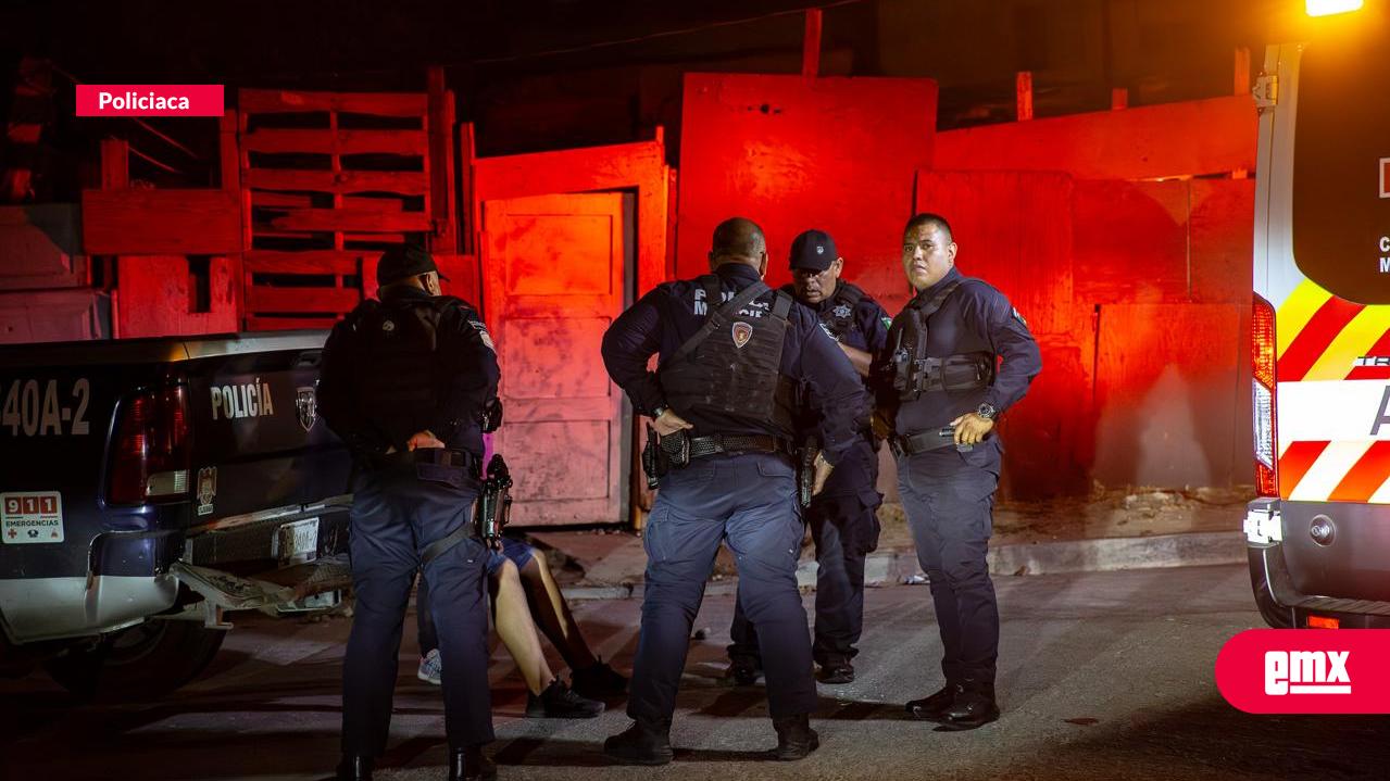 EMX-Mujer-asesinada-frente-a-su-hijo-en-la-colonia-Camino-Verde