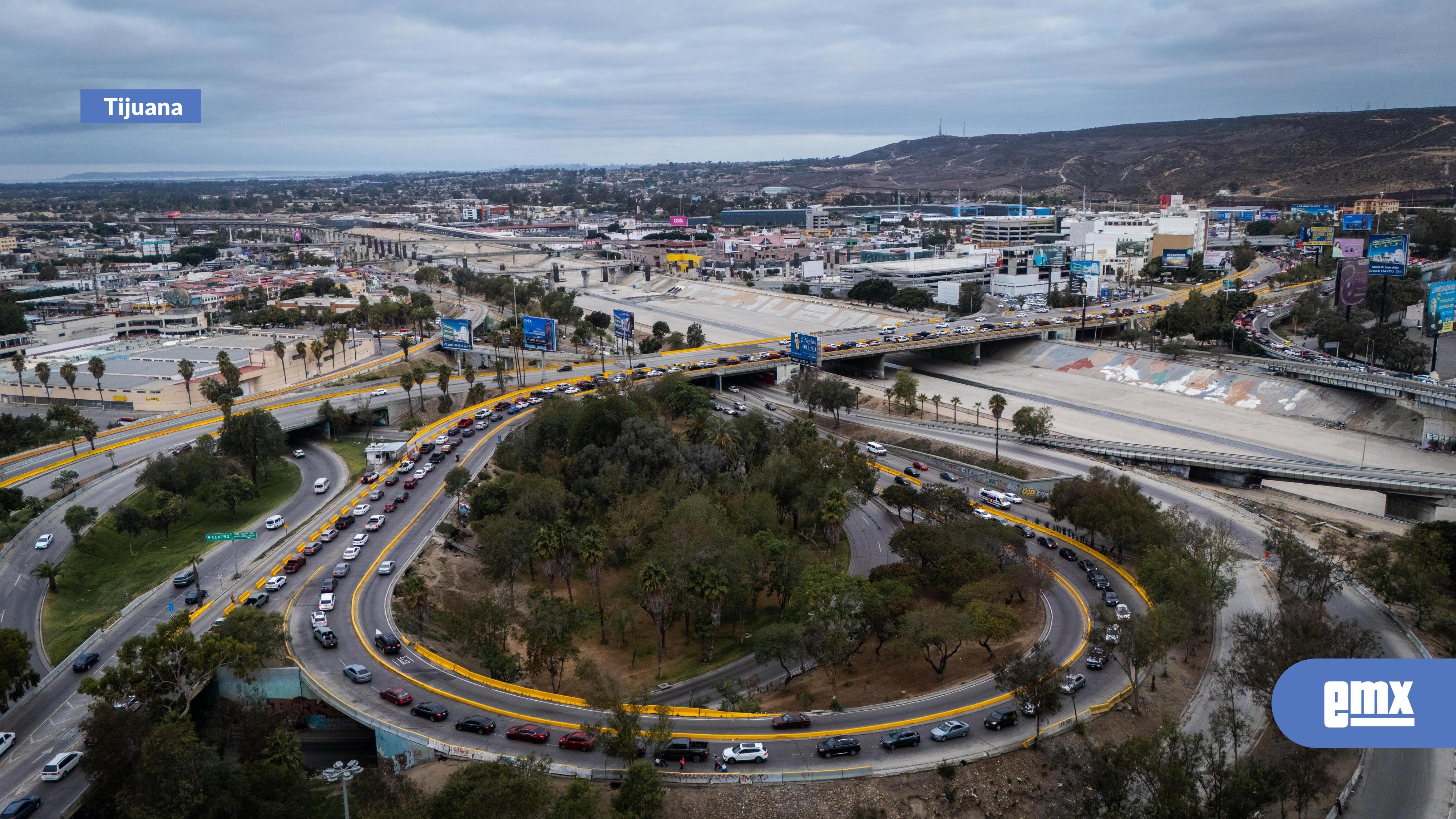 EMX-Cruce-fronterizo-de-San-Ysidro