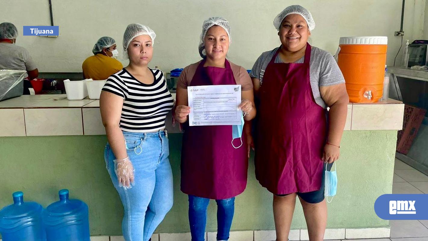EMX-Supervisa Gobierno Municipal Programa de Desayunos Escolares Calientes del DIF Tijuana