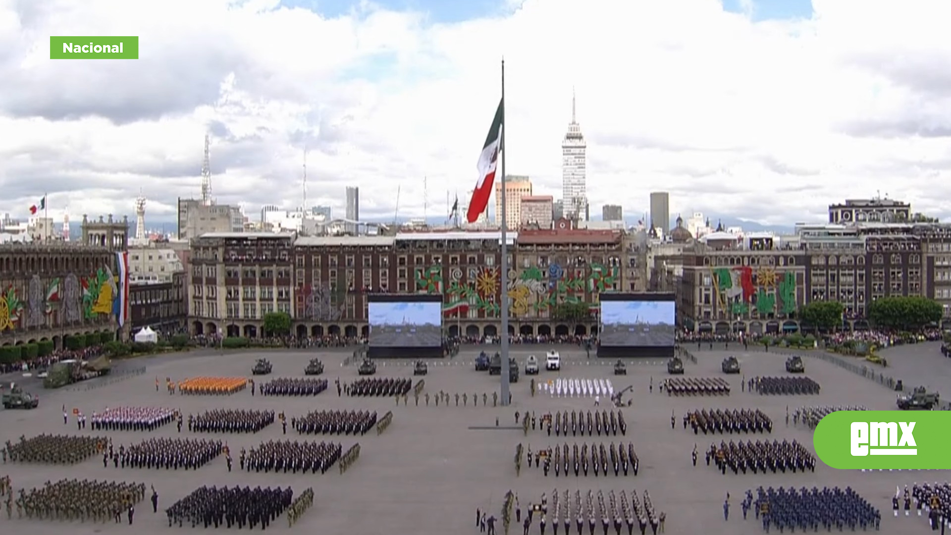 EMX-Desfile-Cívico-Militar,-215-Aniversario-de-la-Independencia