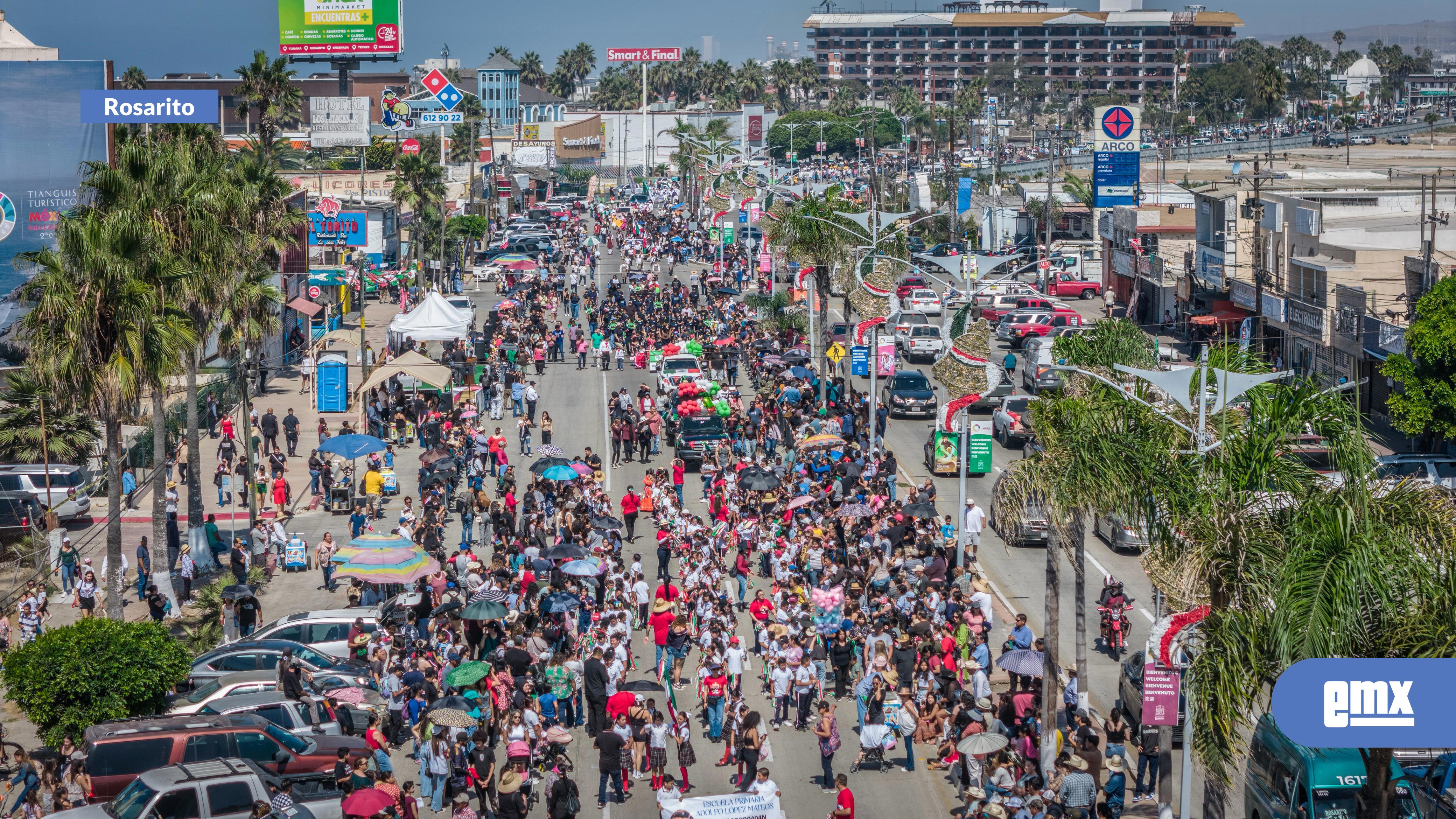 EMX-Cientos-de-rosaritenses-disfrutaron-del-tradicional-desfile-cívico-del-16-de-septiembre