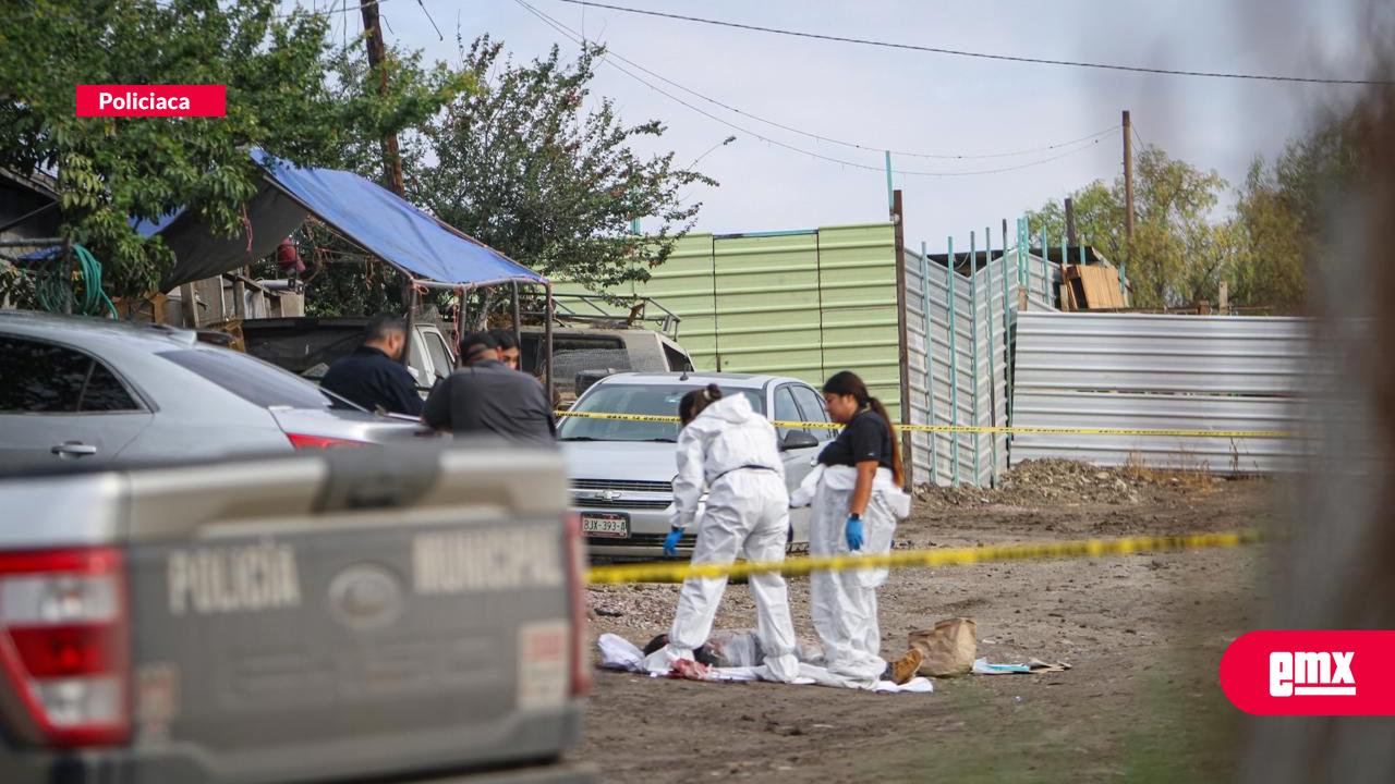EMX-Hallan-cuerpo-de-un-hombre-envuelto-en-fleje-trasparente-en-la-colonia-Ojo-de-Agua