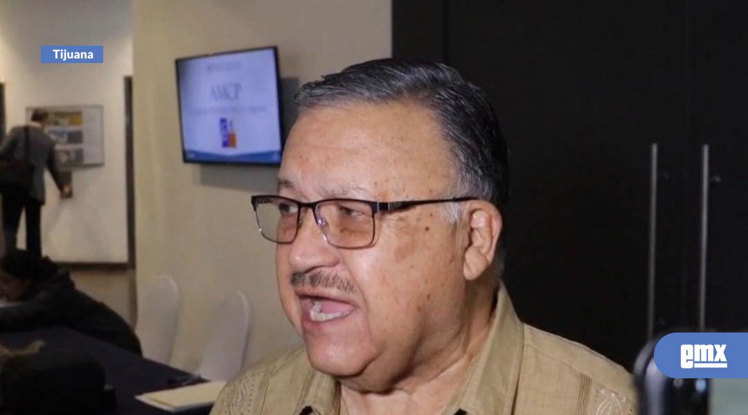 EMX-Se-pronuncian-comerciantes-por-exceso-de-puestos-ambulantes-en-Zona-Centro