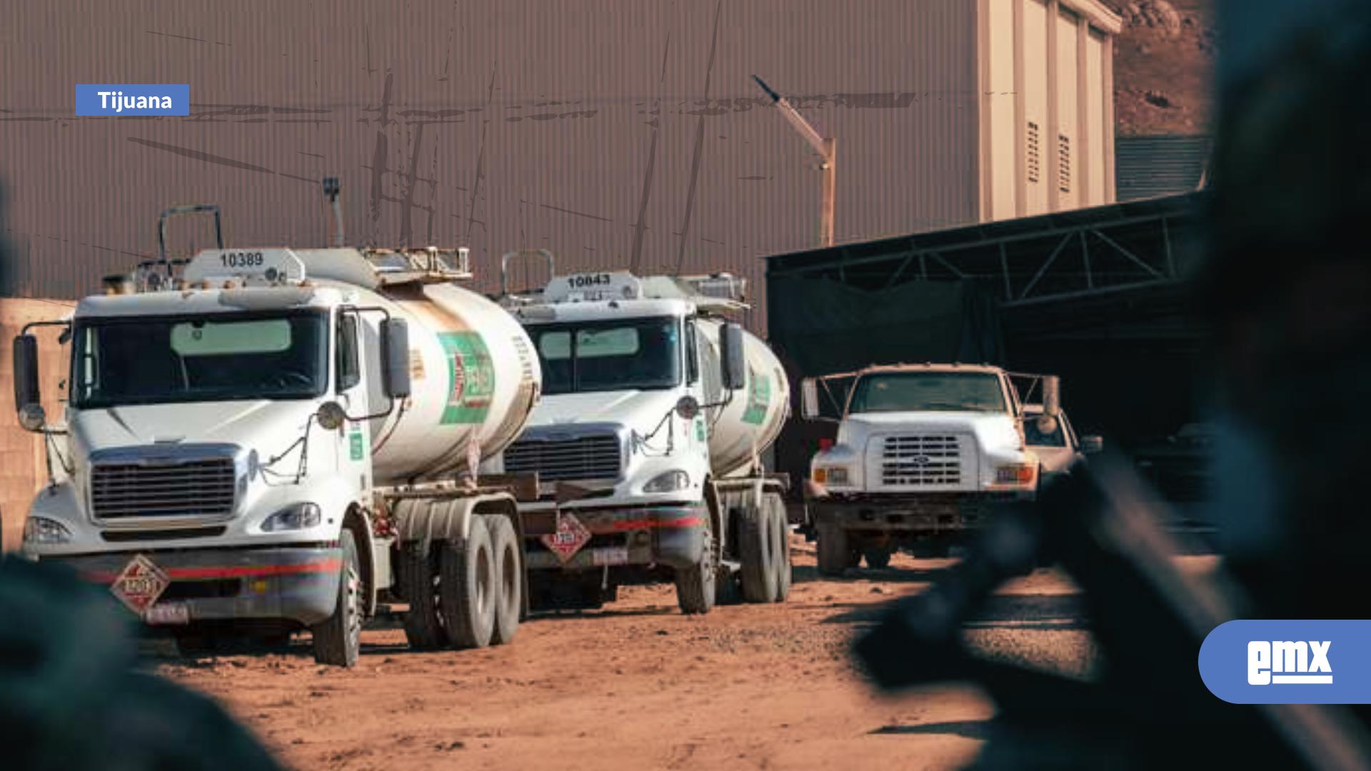 EMX-Aseguran-predio-con-60-mil-litros-de-huachicol-en--el-Ojo-de-Agua