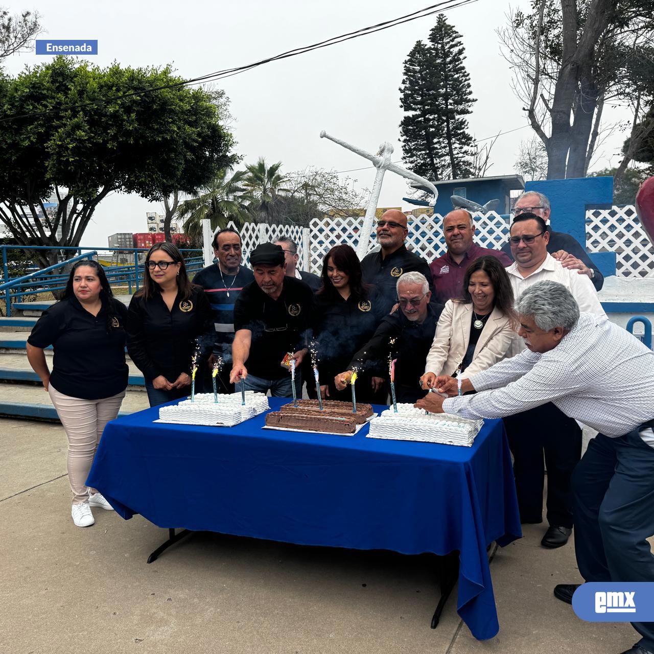 EMX-Apoya-gobierno-de-Claudia-Agatón-a-juventudes-que-cursan-carreras-técnicas-dentro-del-sector-pesquero-y-acuícola