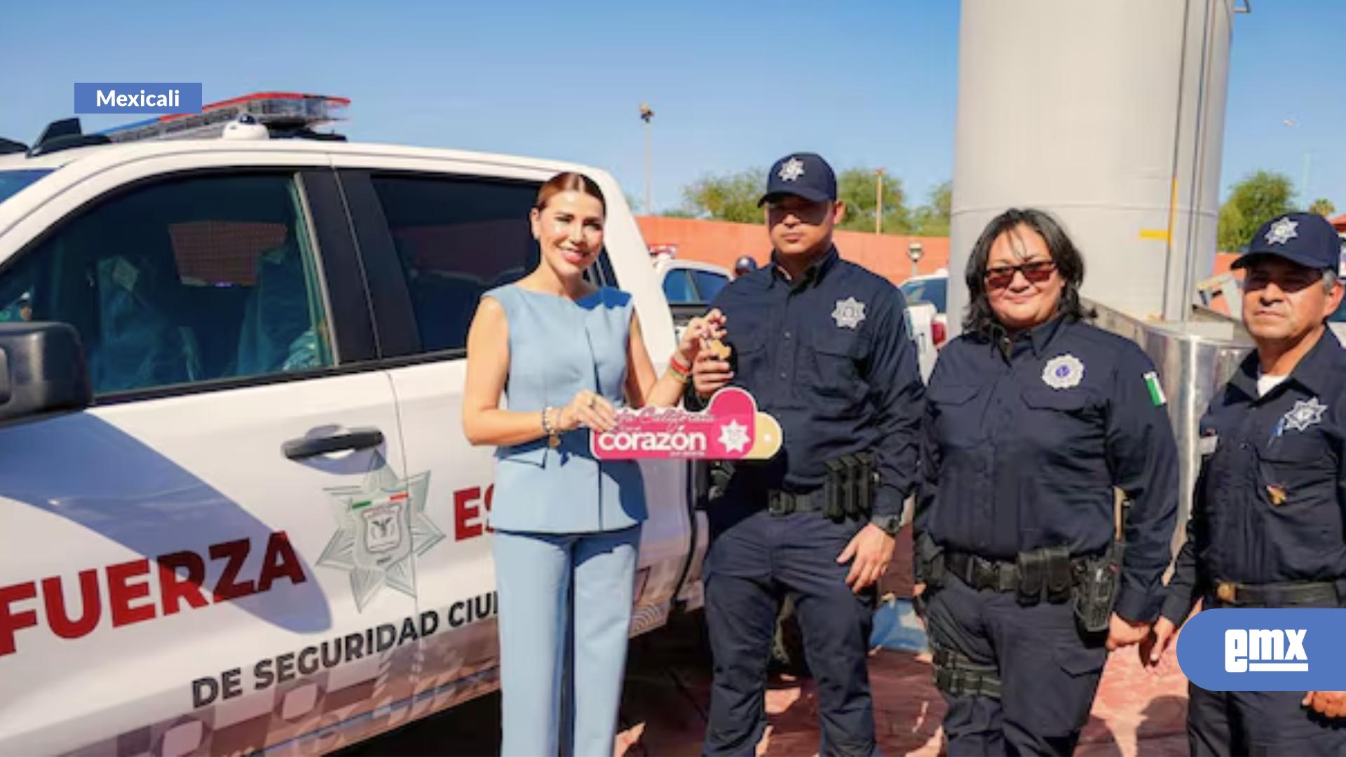 EMX-Entregan-123-patrullas-nuevas-a-la-Fuerza-Estatal-de-Seguridad-Ciudadana-y-al-Escuadrón-Violeta-en-Baja-California