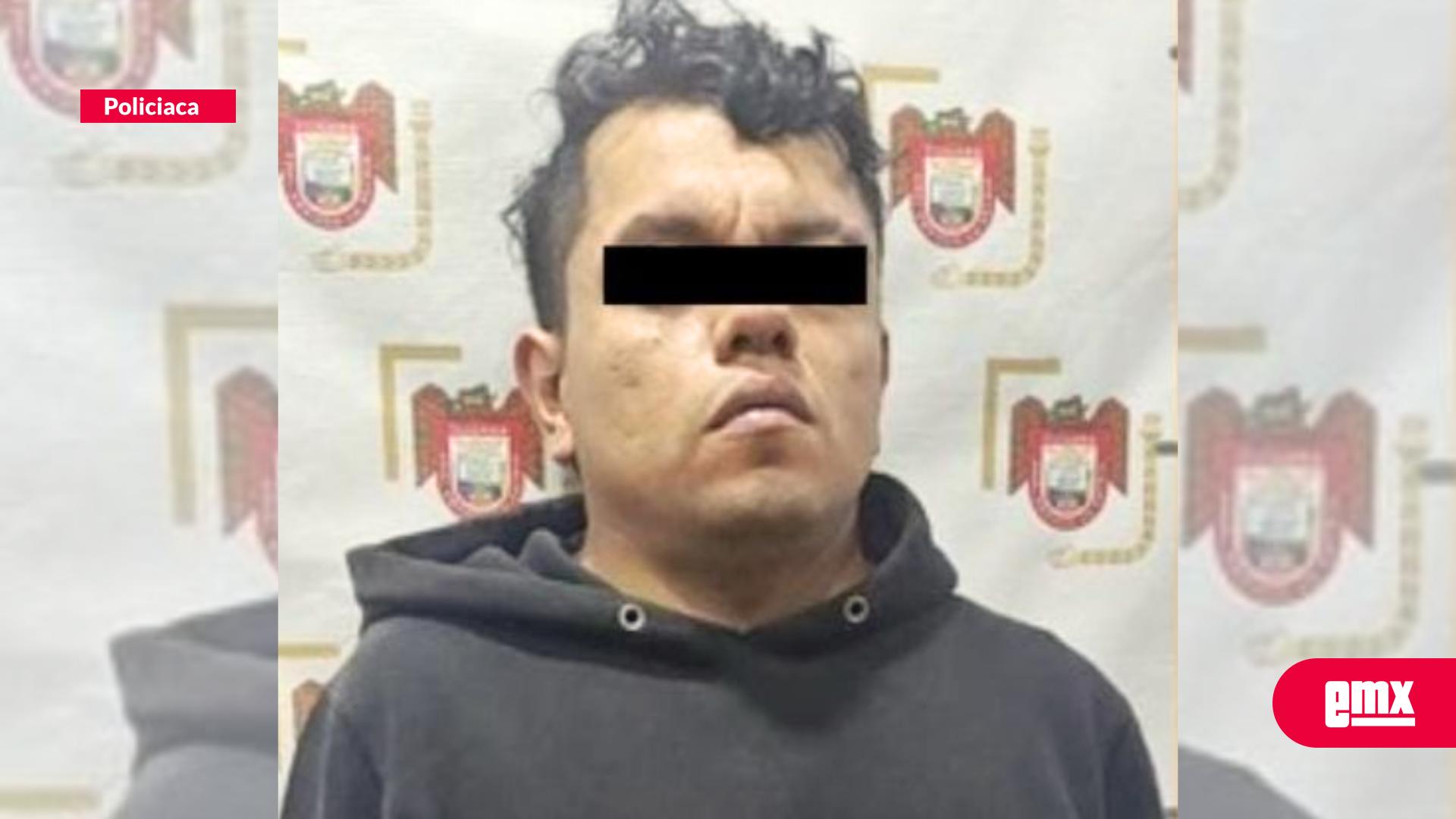 EMX-Policía detiene a hombre por agredir a puños a su hermana en la colonia Emperadores