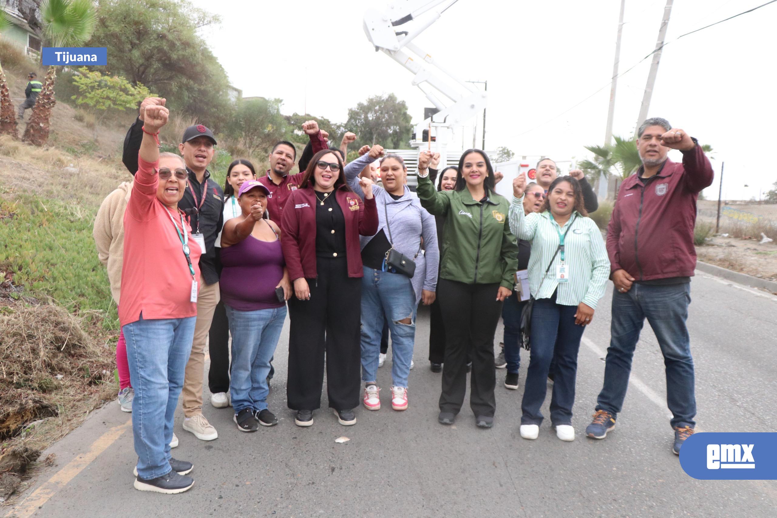 EMX-Beneficia-Gobierno-Municipal-a-más-de-35-mil-personas-en-colonias-de-Otay-Centenario,-La-Mesa-y-Sánchez-Taboada