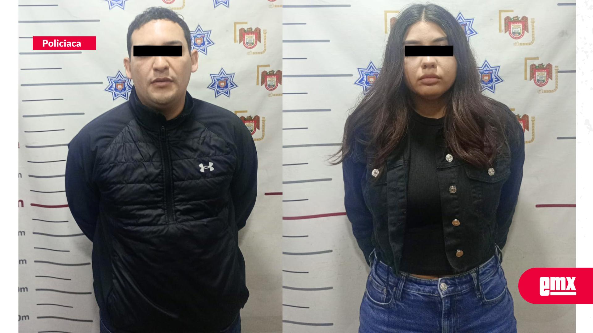 EMX-Detienen-a-pareja-en-Tijuana-por-portar-arma-de-fuego-durante-revisión-vehicular