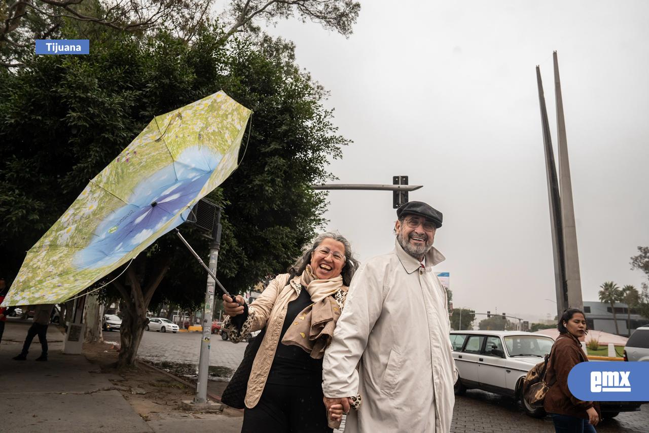 EMX-La-lluvia-llega-a-Tijuana-con-el-frente-frío-número-7