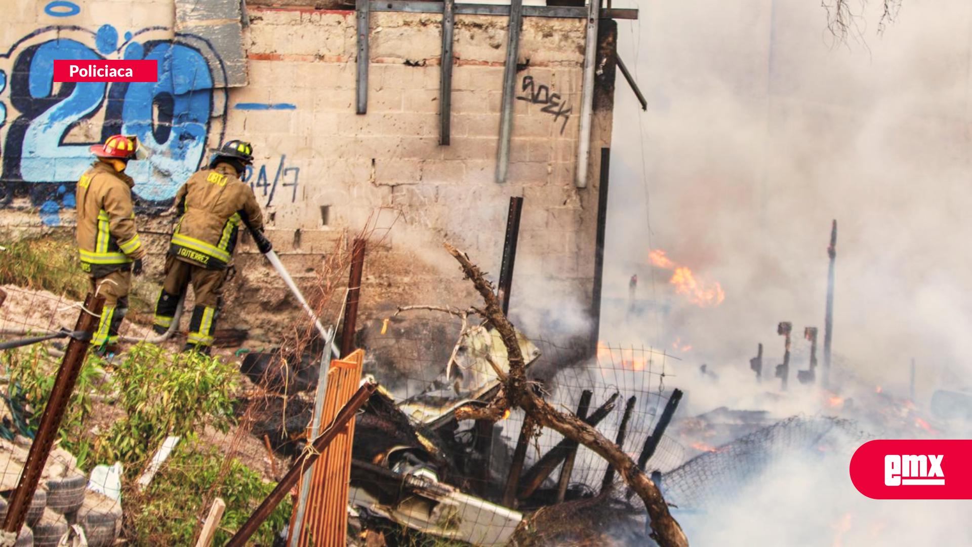 EMX-Incendio-consume-vivienda-en-la-colonia-Buenos-Aires-Sur