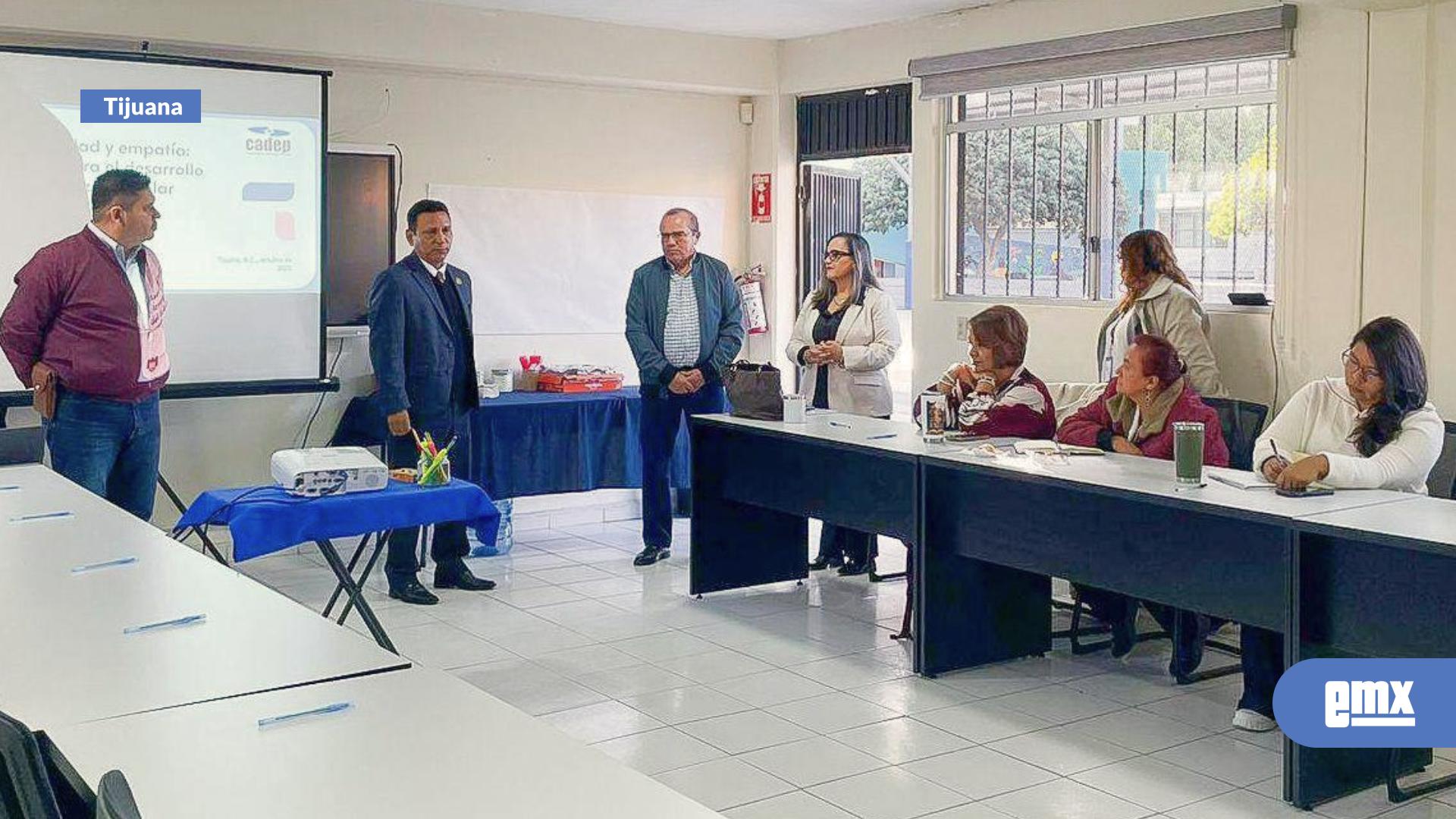 EMX-Impulsa-Gobierno-de-Tijuana-mejora-educativa-en-escuelas-municipales-a-través-de-capacitación-a-docentes