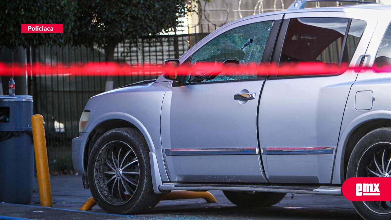 EMX-Hombre-es-lesionado-por-bala-afuera-de-un-Oxxo-en-la-colonia-Riberas-del-Bosque