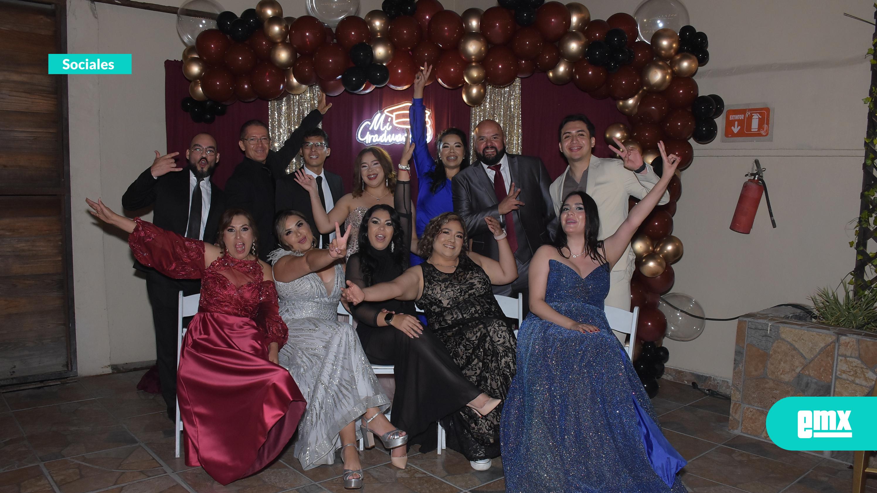 EMX-Elegante-graduación-de-nuevos-profesionistas-en-Psicología
