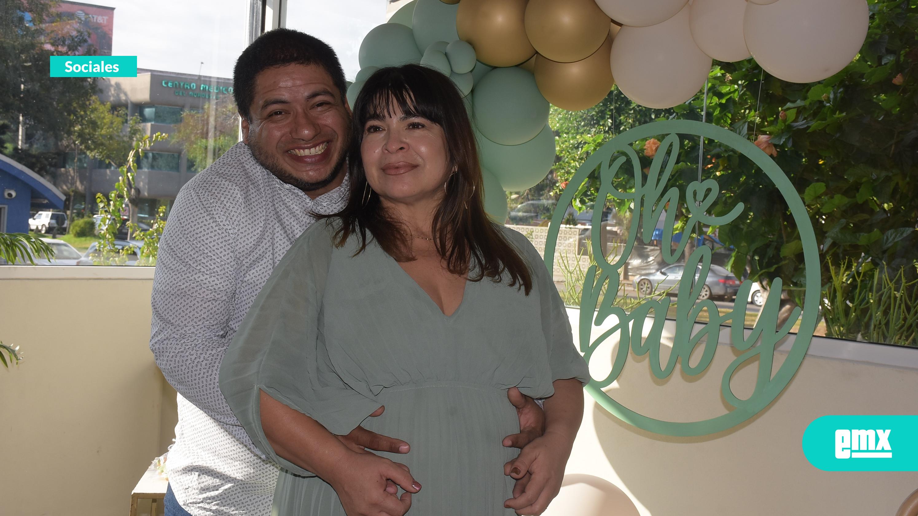 EMX-Gozan-divertido-baby-shower-Guadalupe-Coronel-y-Manuel-López