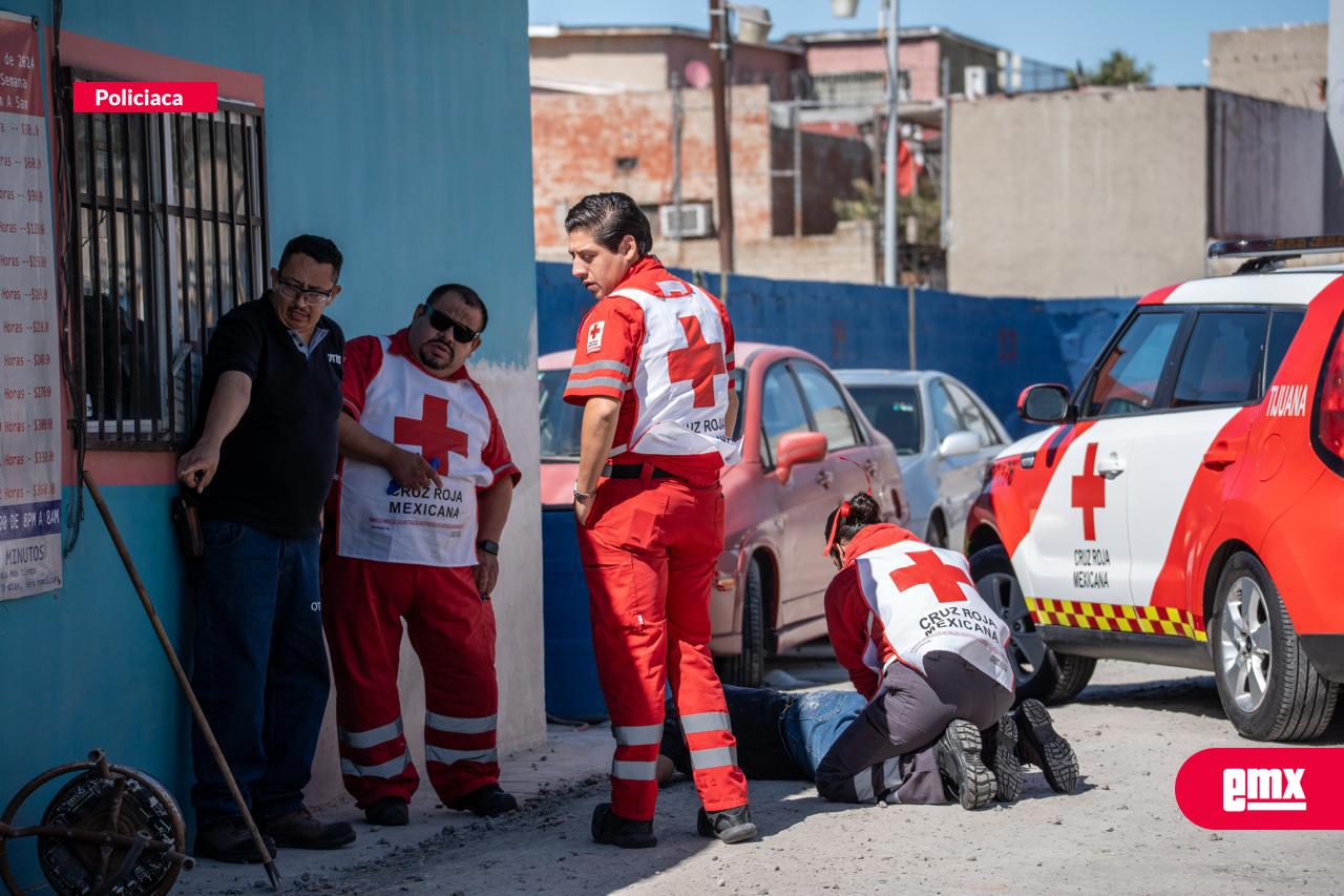 EMX-Hombre-de-50-años-es-atropellado-al-interior-de-un-estacionamiento-en-la-Zona-Centro