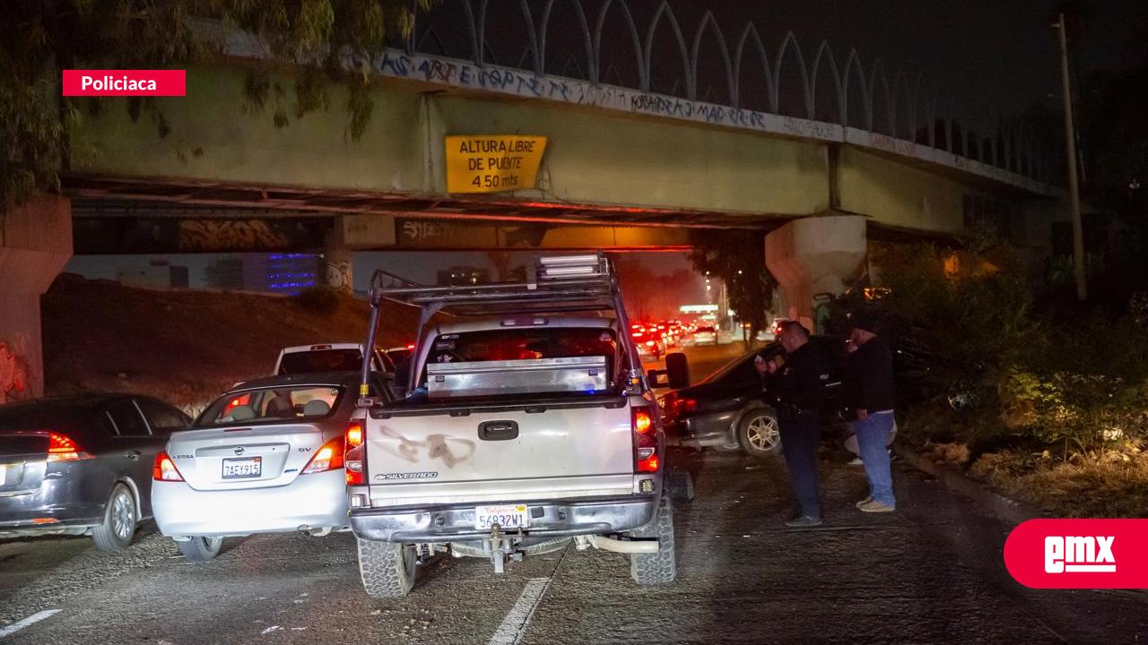 EMX-Carambola-provoca-caos-vial-en-la-Vía-Rápida-Oriente