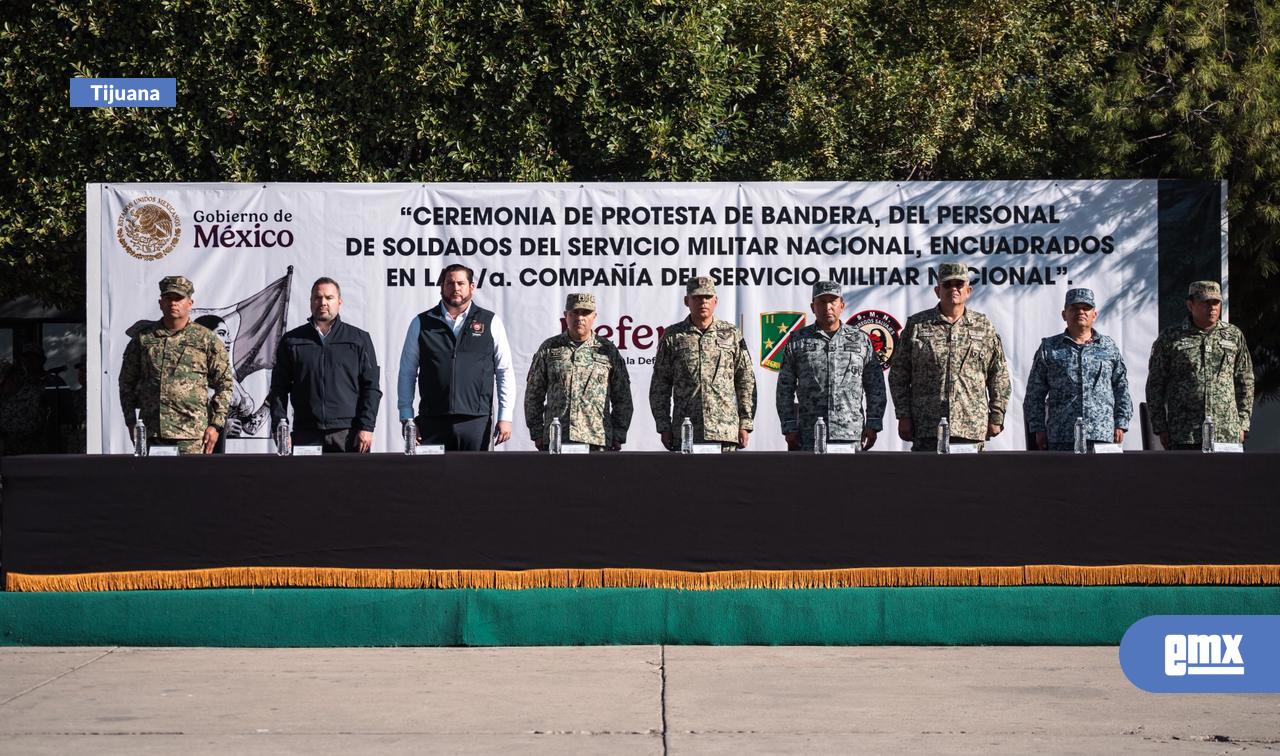 EMX-Atestigua-Ismael-Burgueño-Protesta-de-Bandera-del-personal-de-Soldados-del-Servicio-Militar-Nacional