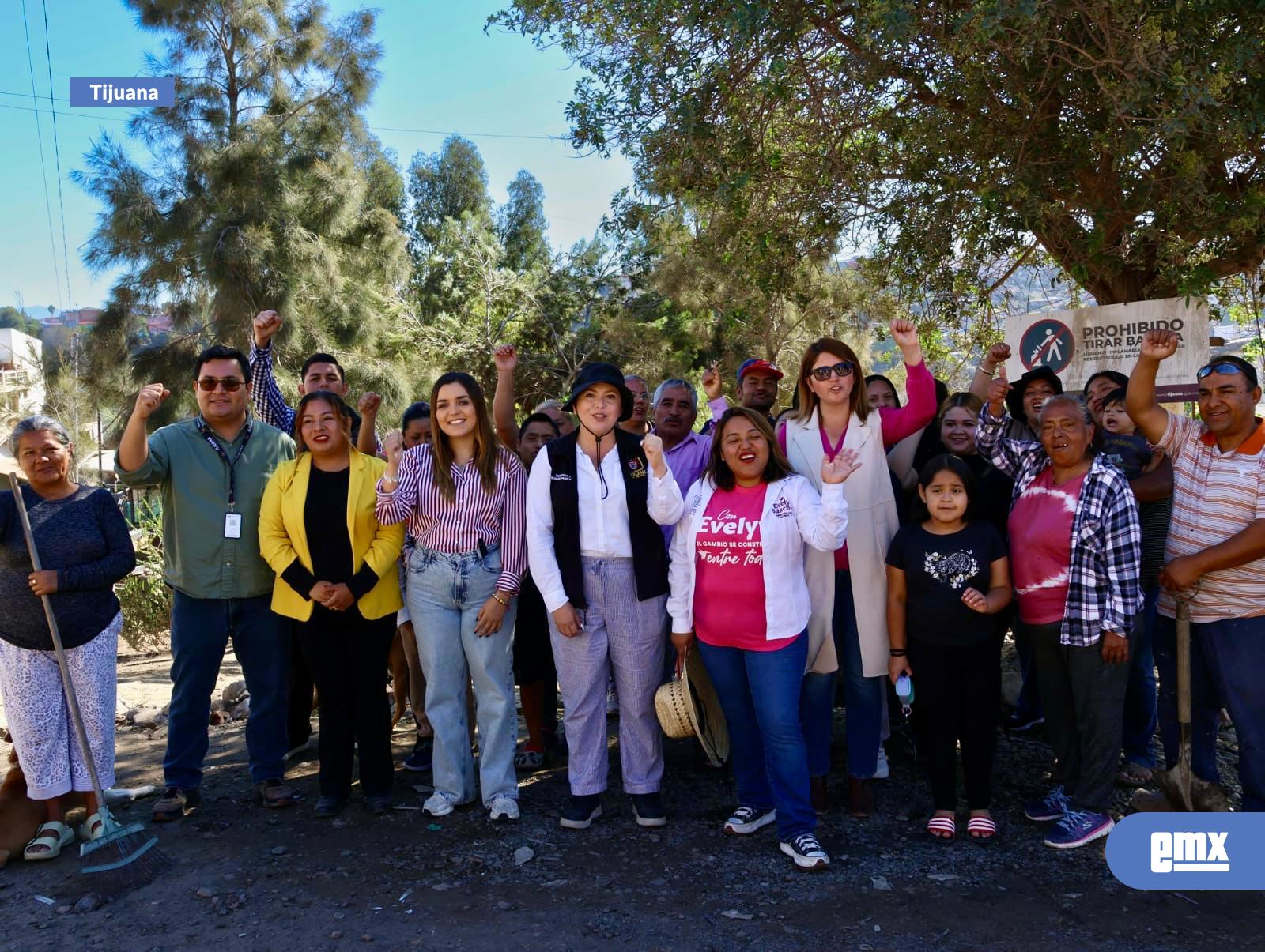 EMX-Beneficia-Gobierno-Municipal-a-cerca-de-10-mil-personas-con-el-programa-‘Tijuana:-Ciudad-Limpia’