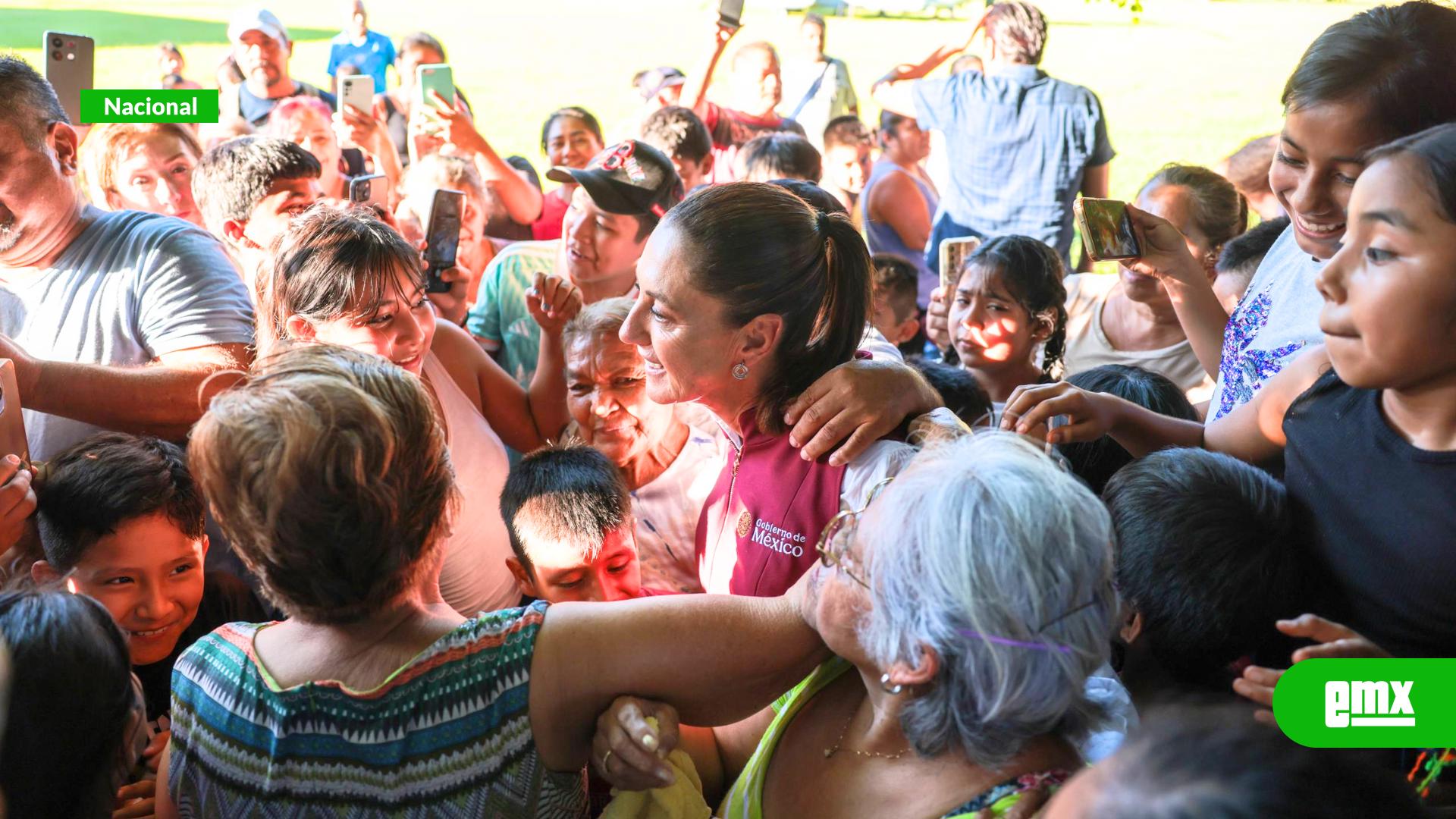 EMX-Claudia-Sheinbaum-supervisa-entrega-de-apoyos-a-familias-afectadas-por-lluvias-en-La-Ceiba,-Puebla