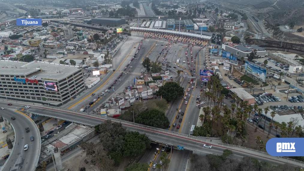 EMX-Movimiento-fronterizo-en-San-Ysidro-esta-mañana-de-lunes