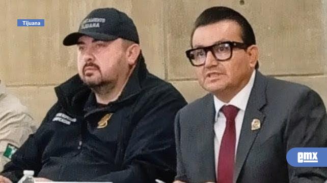 EMX-El-lunes-verificarán-cumplimiento-de-gratuidad-en-estacionamientos-de-centros-comerciales