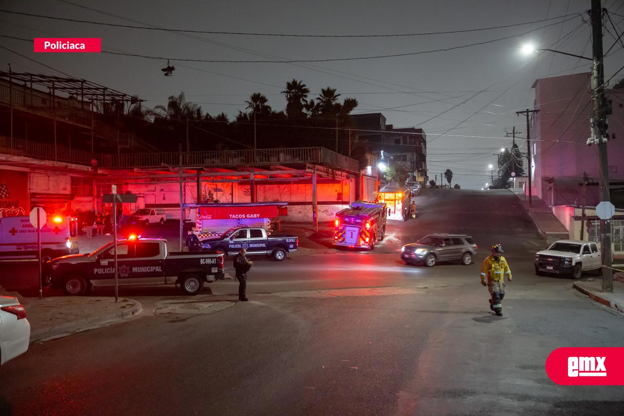 EMX-Ataque-armado-en-maquinitas-tragamonedas-deja-un-muerto-y-un-herido-en-la-colonia-Hidalgo