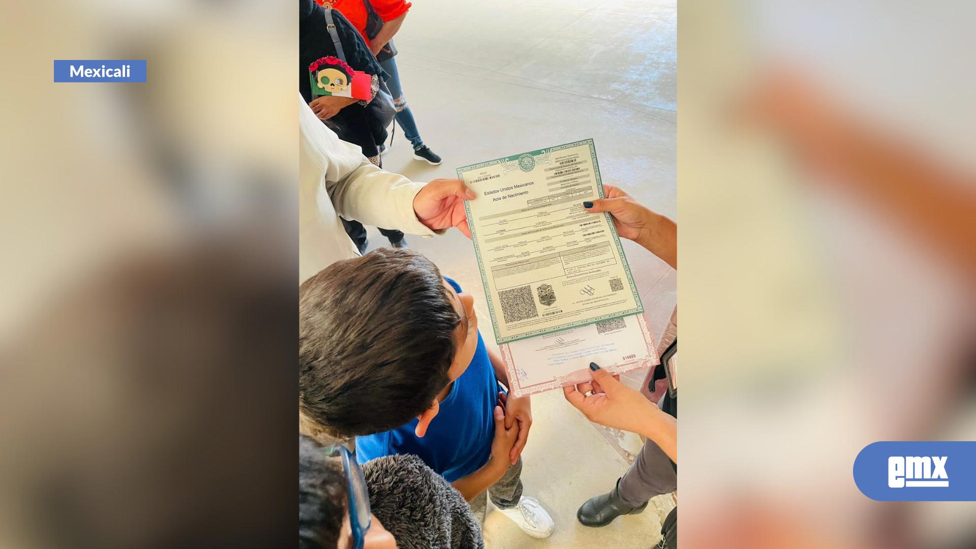 EMX-Eliminan-la-exigencia-de-apostillamiento-de-acta-al-registrar-a-hijos-de-mexicanos-nacidos-fuera-del-país