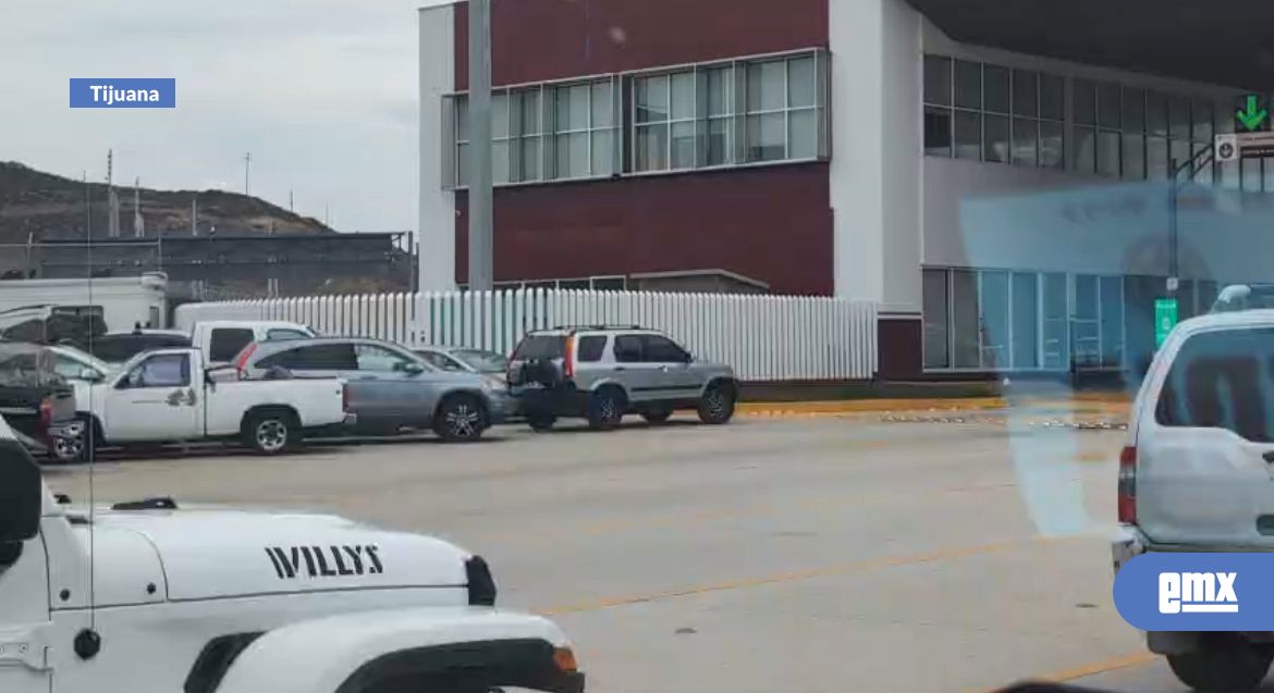 EMX-Más-de-4-mil-autos-están-asegurados-en-Aduanas-de-Tijuana