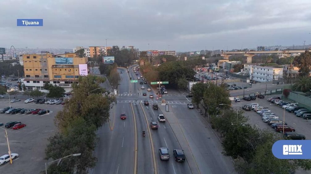 EMX-Movimiento-fronterizo-en-San-Ysidro-esta-mañana-de-martes