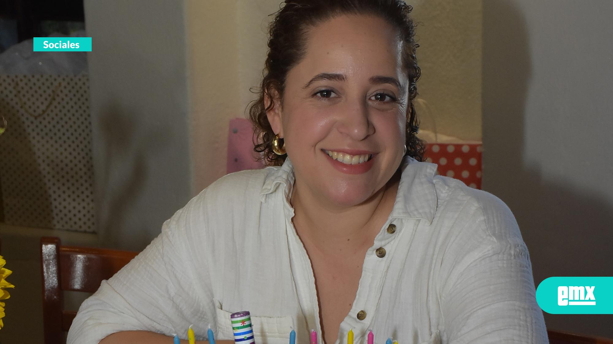 EMX-Feliz-en-su-festejo-de-cumpleaños-Ana-Laura-Enríquez-de-Faz