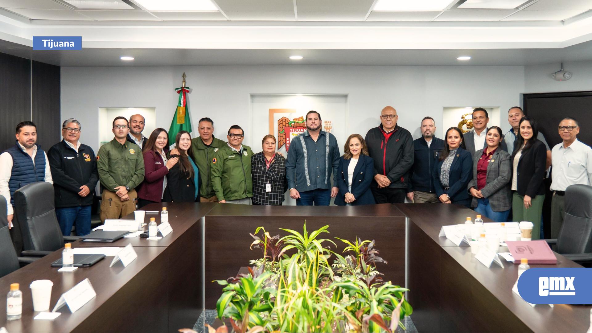 EMX-Presidente-Ismael-Burgueño-sesión-extraordinaria-del-Consejo-Municipal-de-Protección-Civil