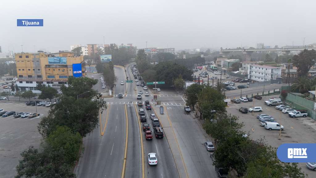 EMX-Cruce-fronterizo-en-San-Ysidro