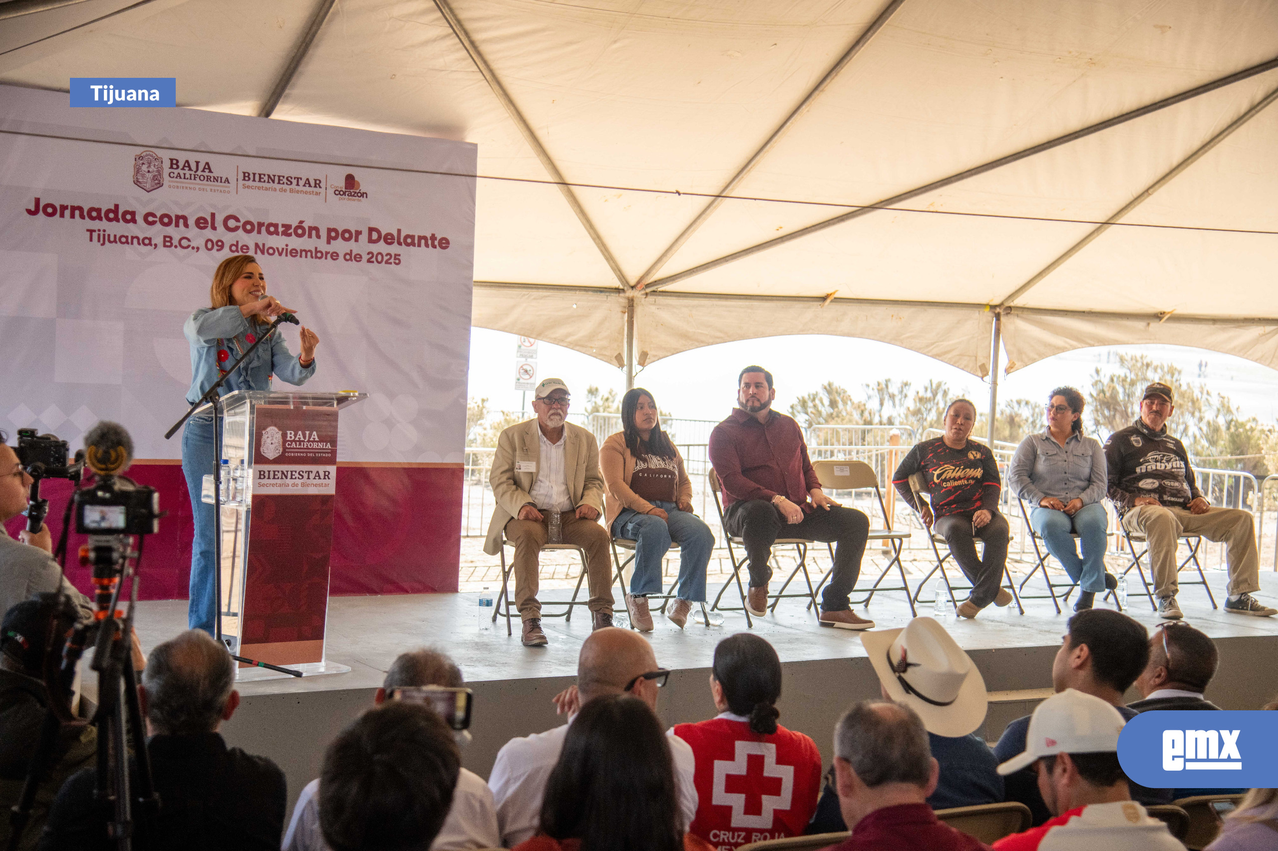 EMX-Anuncian-unidades-de-transporte-de-personal-que-reduce-el-80%-de-contaminación,-parque-bajo-el-viaducto-elevado-y-arranque-de-rehabilitación-en-Bulevar-2000