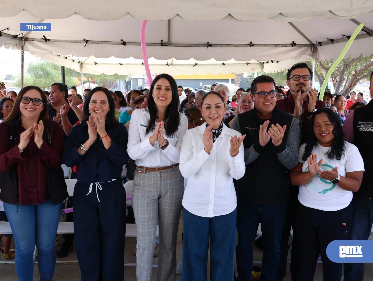 EMX-Supervisa-Gobierno-de-Tijuana-obra-de-rehabilitación-del-parque-Villa-del-Prado-I