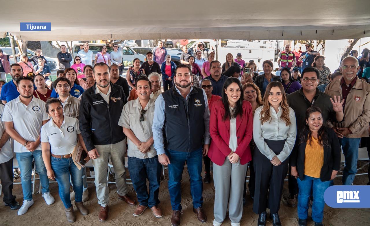 EMX-Pone-en-marcha-Ismael-Burgueño-Ruiz-nueve-nuevas-rutas-de-recolección-de-basura-en-Urbi--Quinta-del-Cedro