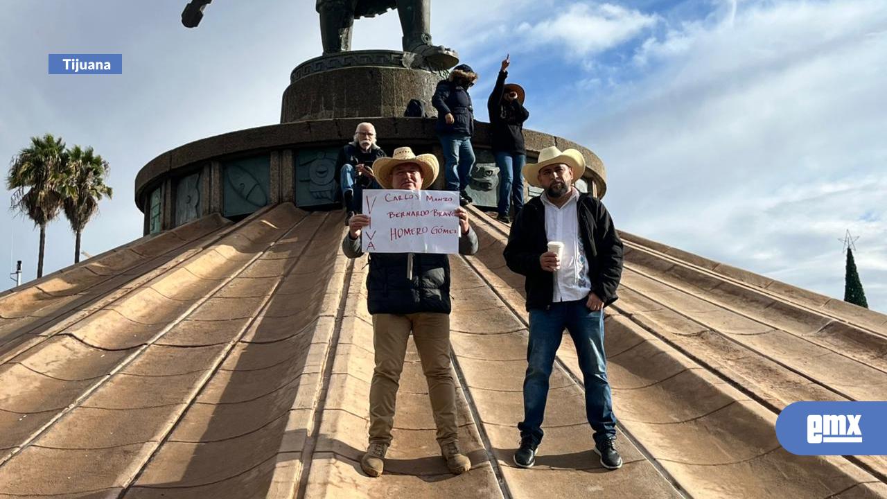 EMX-Comienza-concentración-para-la-marcha-de-la-Generación-Z-en-la-glorieta-Cuauhtémoc